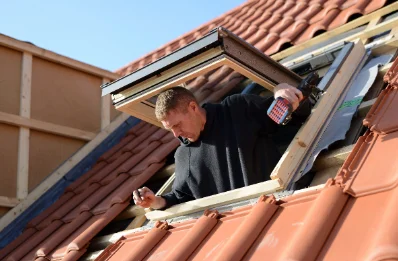 Pose de fenêtres de toit Velux à Châtin